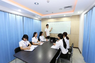 罗湖东门2人间办公室租赁服务 1680元全包，注册无忧