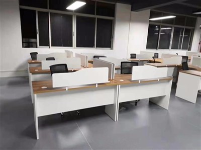 国贸办公桌椅定制专家 以匠心选材，以服务铸就卓越办公体验